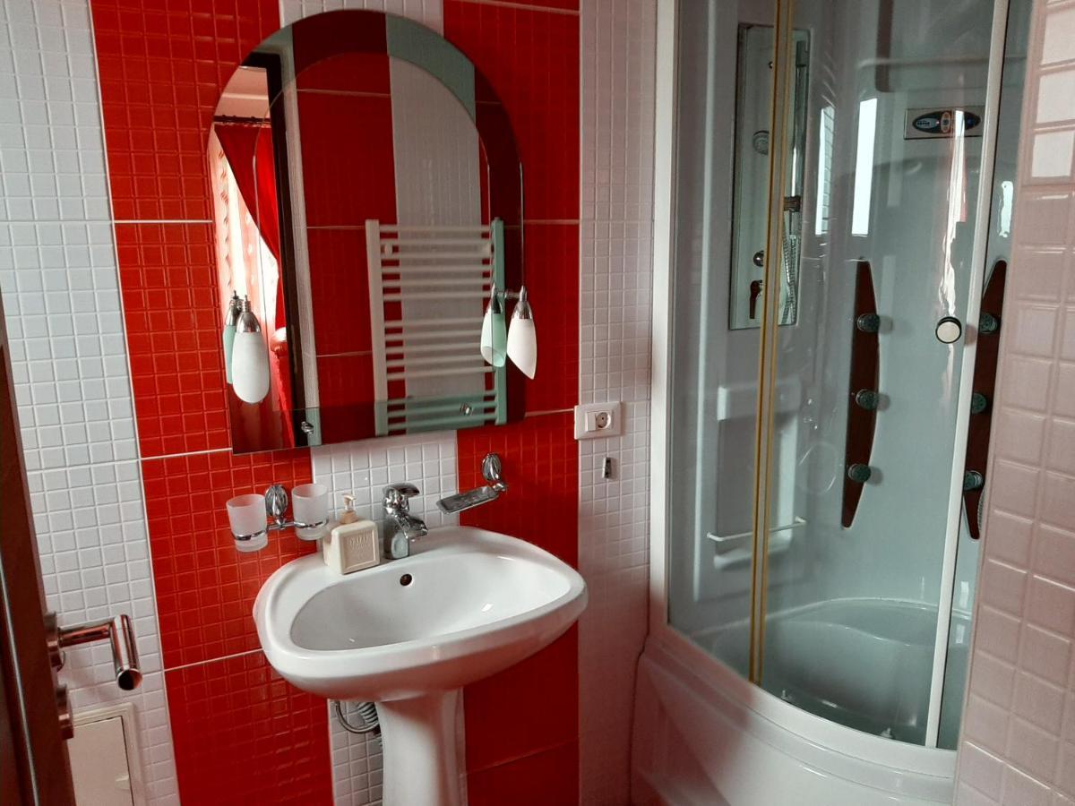 Hotel Vila Dolly Buşteni Zewnętrze zdjęcie