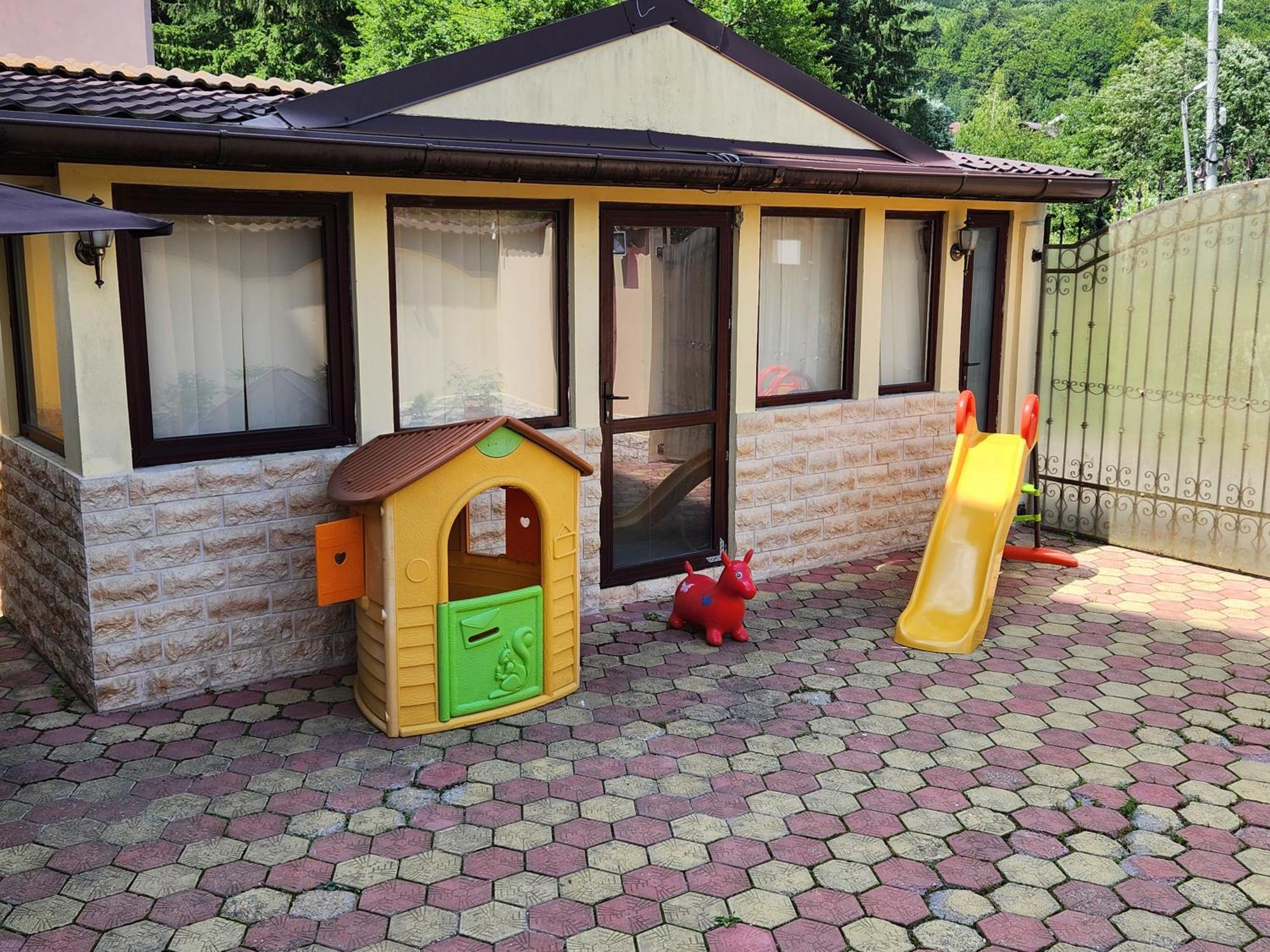 Hotel Vila Dolly Buşteni Zewnętrze zdjęcie